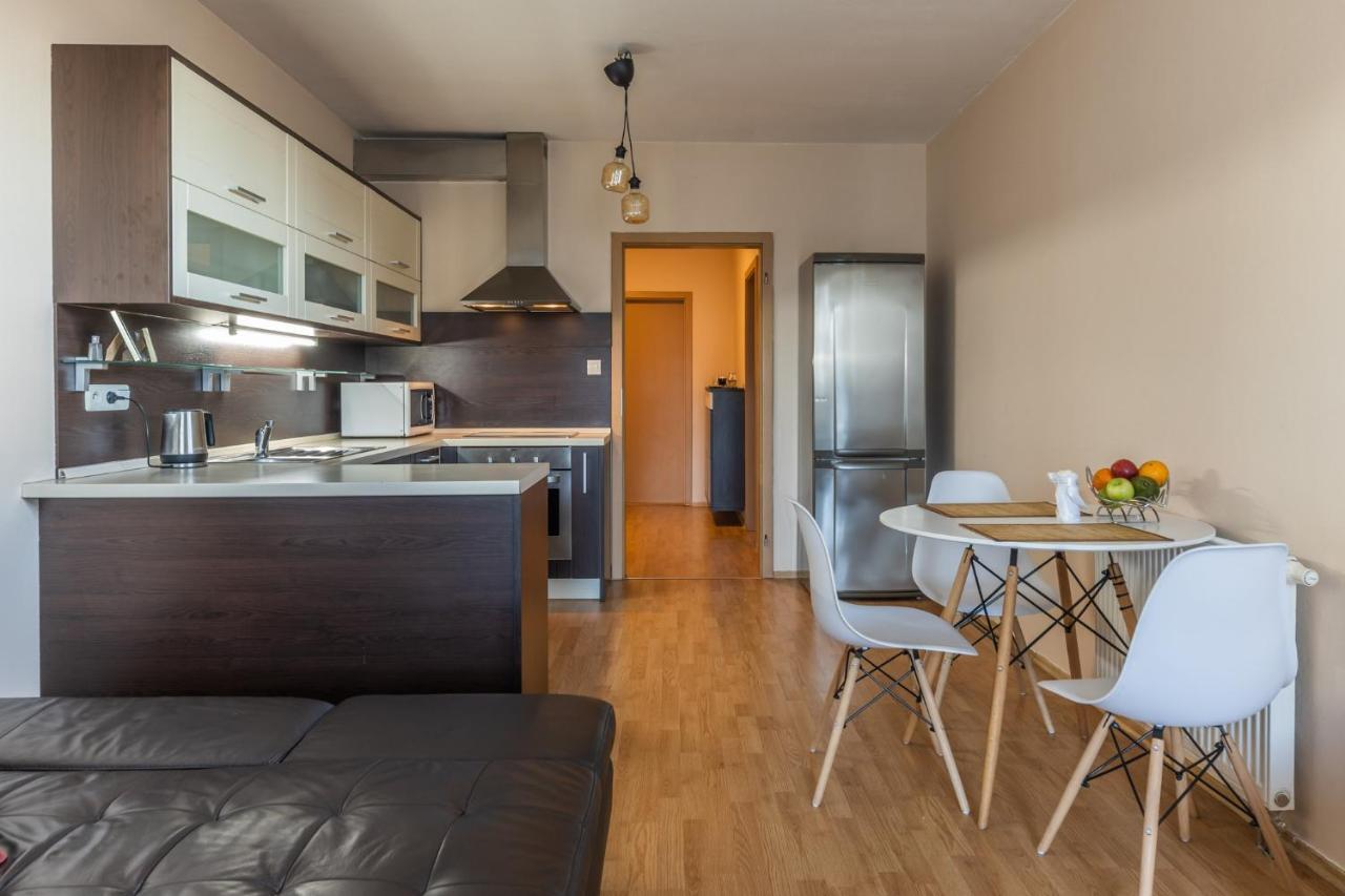 Apartman V Aleji براتسيلافا المظهر الخارجي الصورة