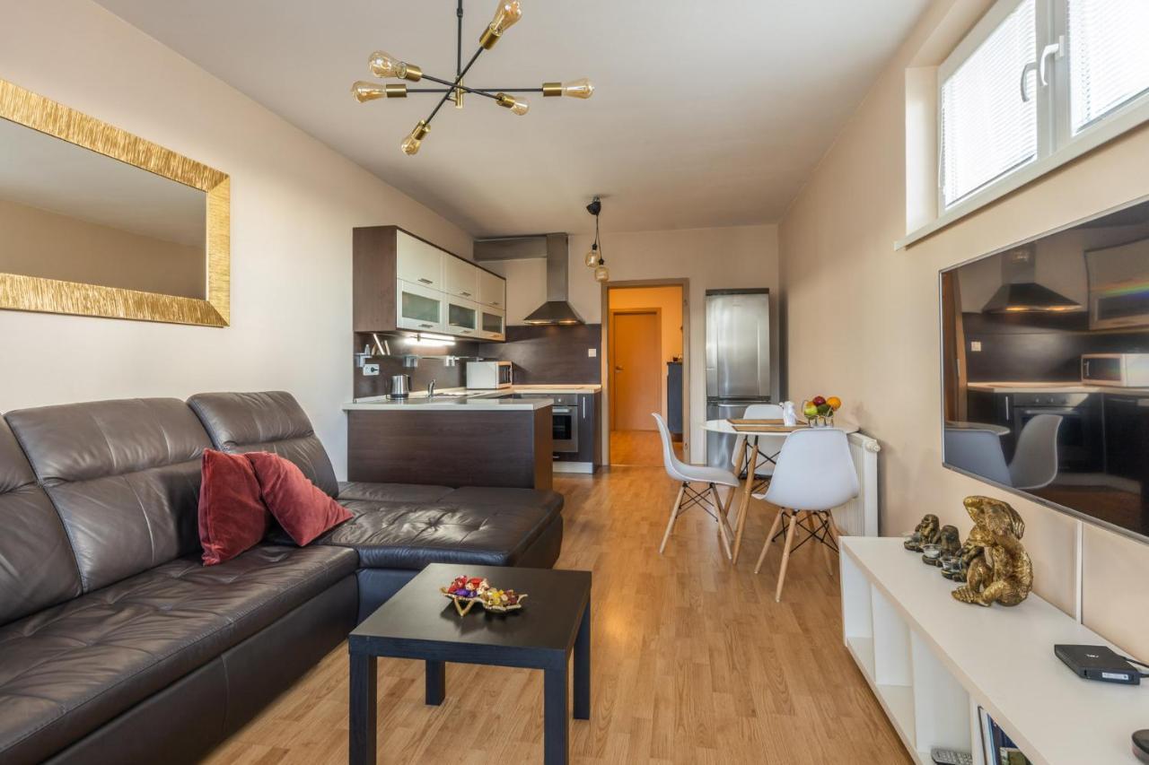 Apartman V Aleji براتسيلافا المظهر الخارجي الصورة